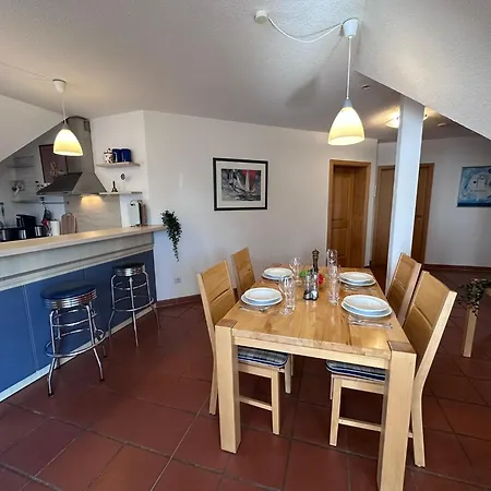 Relaxen Am - Mit Parkplatz Und Whirlpoolwanne, Ostsee Росток