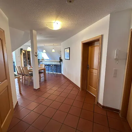 شقة Relaxen Am - Mit Parkplatz Und Whirlpoolwanne, Ostsee روستوك